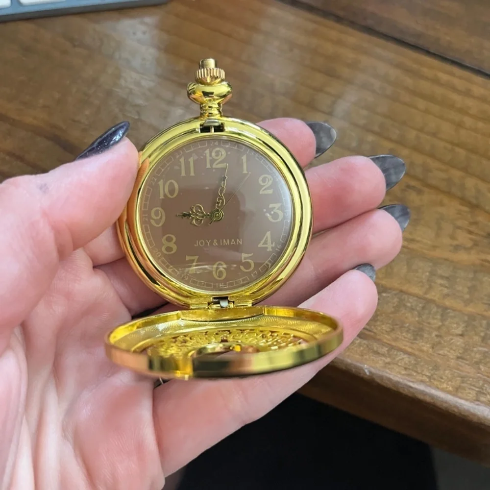 5/$45 Vintage Large 70s 80s Gold Tone Filigree Joy and Iman Pocket Watch C1 - Picture 6 of 11